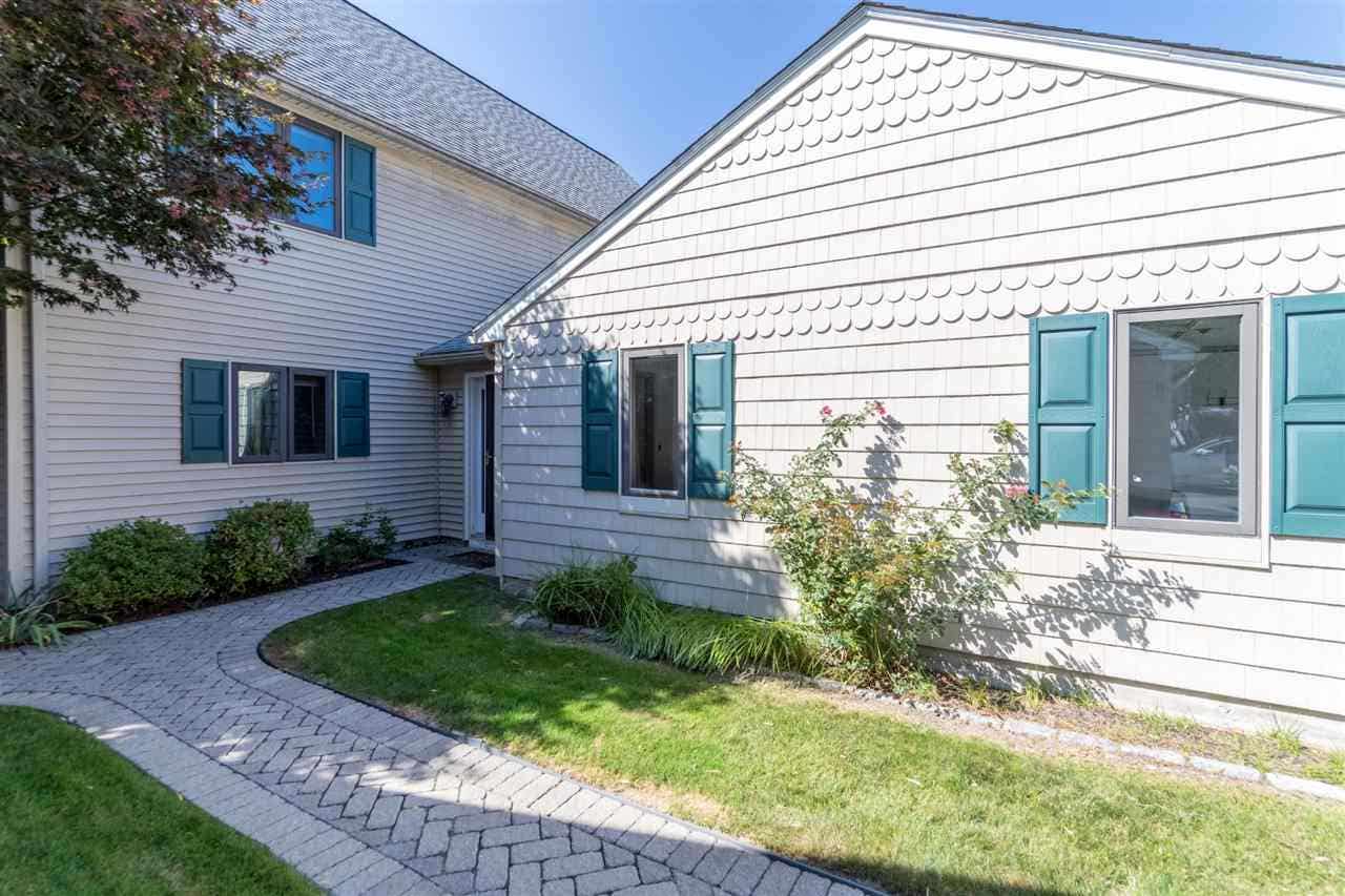 Sold 62 Hampton Towne Estate, Hampton, NH 03842 2 Beds / 1 Full Bath