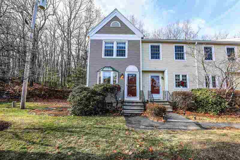 Sold 721 Fox Hollow Way, Manchester, NH 03104 2 Beds / 1 Full Bath