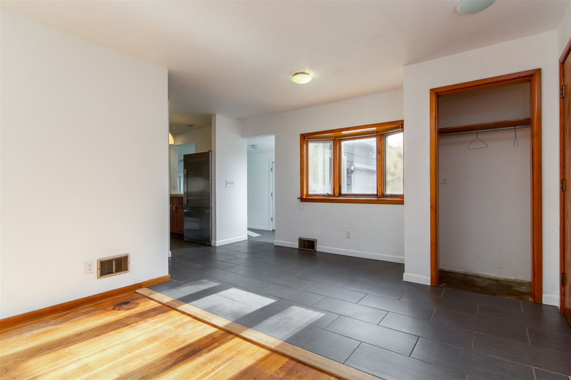 Sold 16 Bittersweet Lane, Burlington, VT 05401 3 Beds / 2 Full Baths