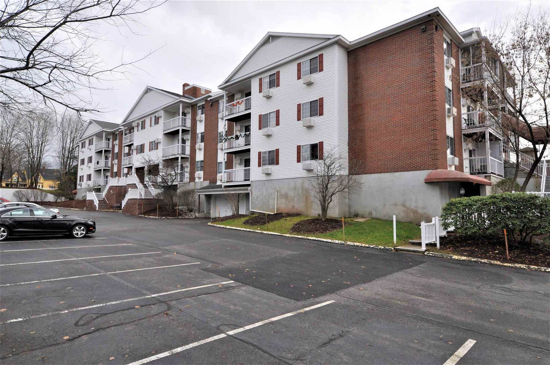 Sold 490 River Road, 40, Manchester, NH 03104 2 Beds / 2 Full Baths