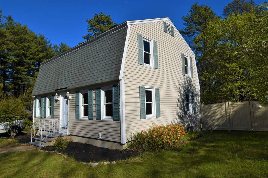 Property photo for 157 Exeter Road, Newmarket, NH
