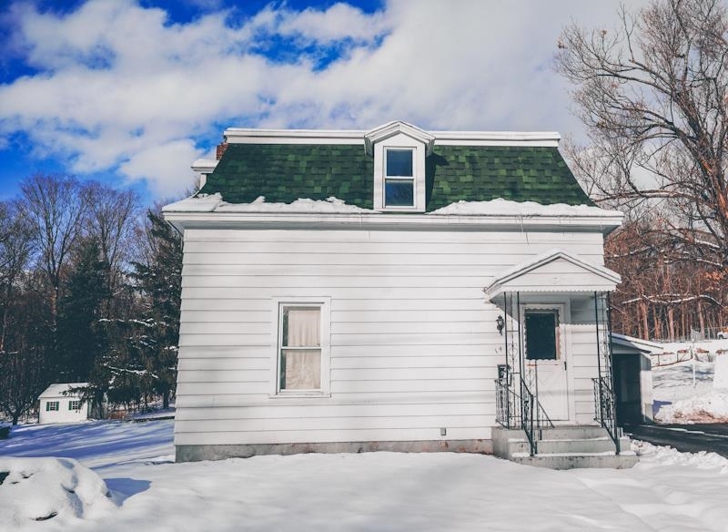 For Sale 141 Congress Street, St. Albans City, VT 05478 3 Beds / 1