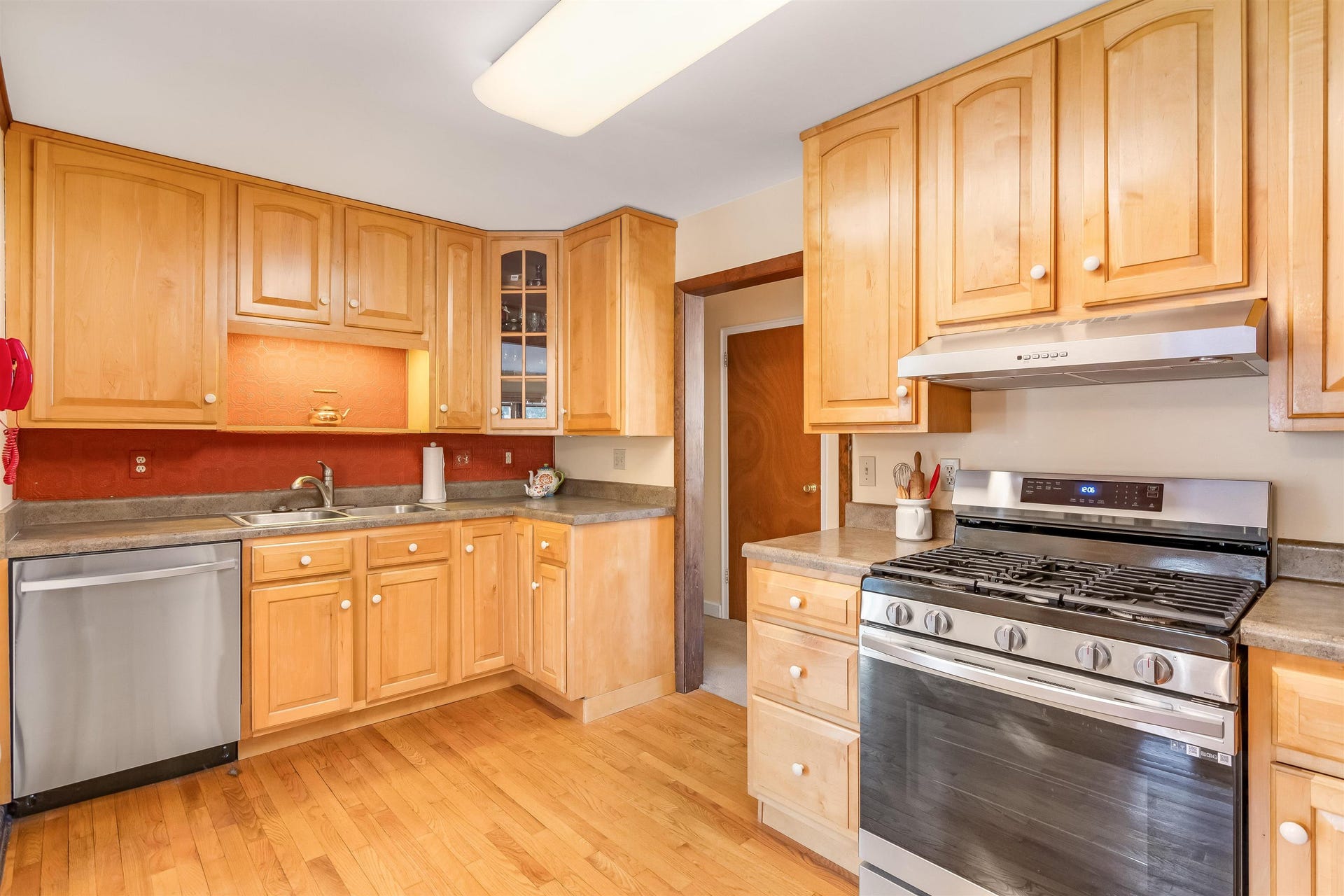 For Sale 125 Woodbury Road, Burlington, VT 05408 3 Beds / 1 3/4 Bath